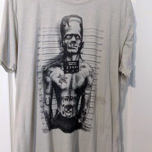 Too fast clothing brand Frankenstein mugshot T-shirt Color cream Men's size XL
